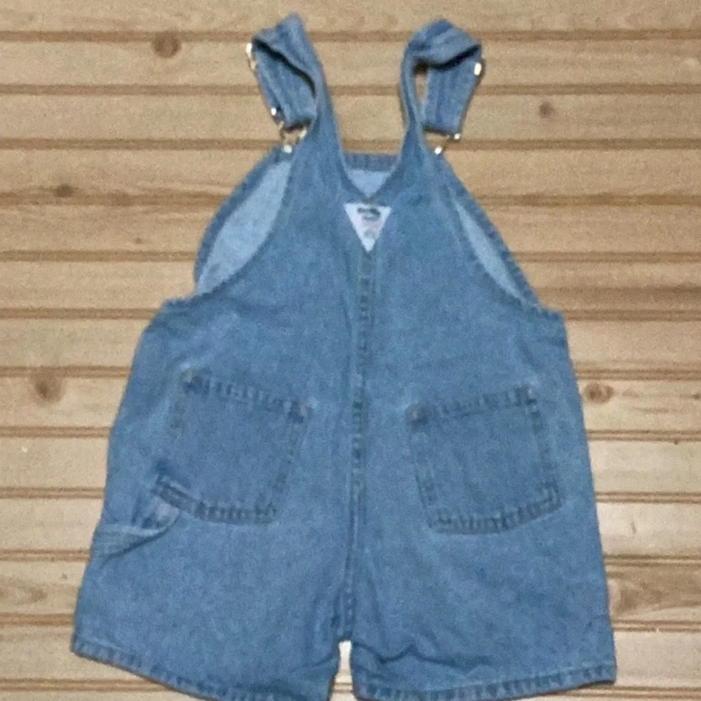 Vintage OshKosh B’Gosh Vestbak Light Wash Blue Denim Overall Jean Shorts Sz 5‎